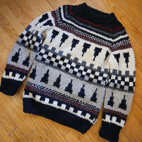 Handknit Greek Wool Sweater looks to be XL - Picture 3 of 15